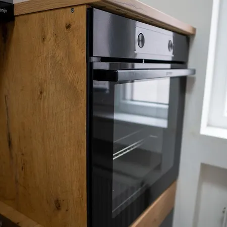 Modern 2br Gem In Center Apartamento Bratislava