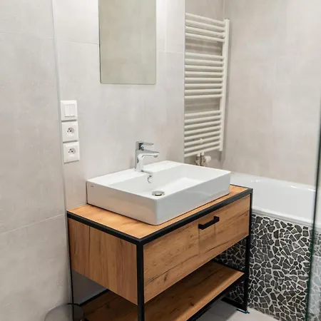 Modern 2br Gem In Center Bratislava